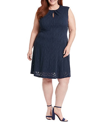 London Times Plus Size Sleeveless Keyhole Crew Neck Fit and Flare Dress