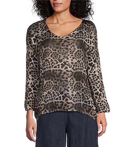 M Made In Italy Animal Print Leopard V-Neck Long Sleeve Knit Top