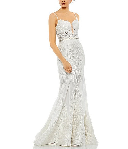 Mac Duggal Embroidered Sleeveless Sweetheart Plunge Neck Trumpet Mermaid Gown
