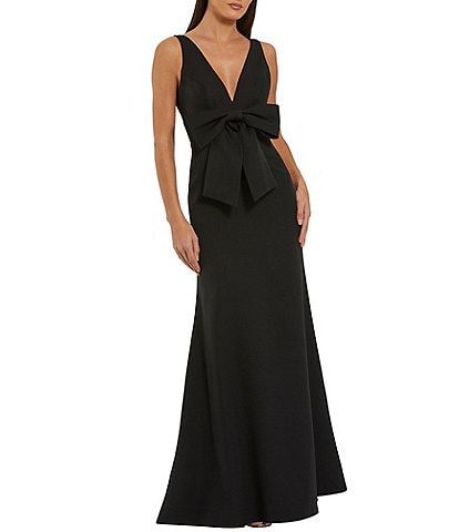 Mac Duggal Crepe V-Neck Sleeveless Front Bow Column Gown