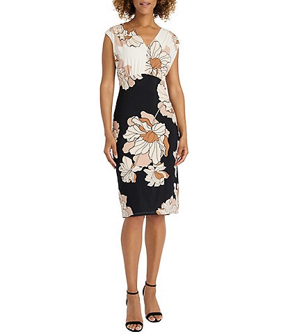 Maggy London Matte Jersey Floral Print V-Neck Cap Sleeve Dress