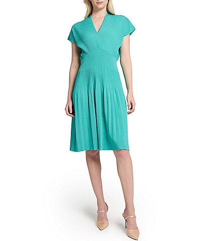 Ming Wang x Tanya Foster Ribbed Knit V-Neck Short Sleeve Fit-And-Flare Dress