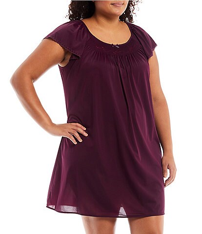 Miss Elaine Plus Size Round Neck Short Flutter Sleeve Embroidered Nightgown