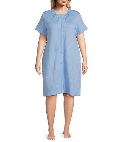 Miss Elaine Plus Size Quilt In Knit Short Sleeve Round Neck Snap Front Robe