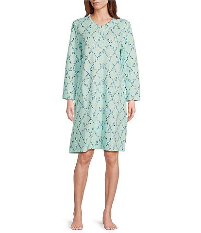 Miss Elaine Quilt-In-Knit Short Floral Snap-Front Robe