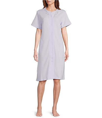 Miss Elaine Quilt In Knit Short Sleeve Round Neck Snap Front Robe