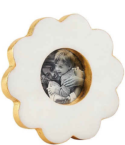 Mud Pie Everyday Entertaining Circle Scalloped Marble Picture Frame