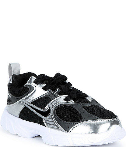 Nike Boys' V5 RNR Sneakers (Infant)