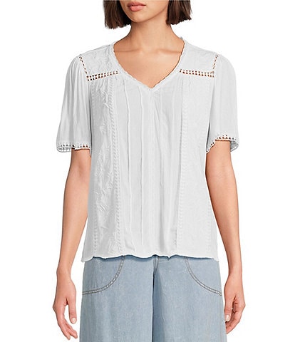 Nurture Petite Size Short Sleeve Woven V-Neck Top
