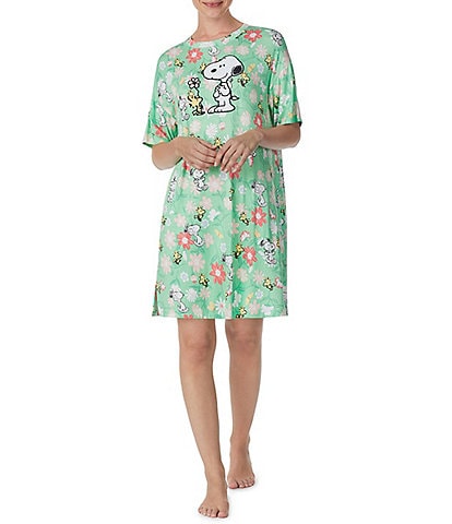 Peanuts Jersey Knit Short Sleeve Round Neck Snoopy Floral Print Nightshirt