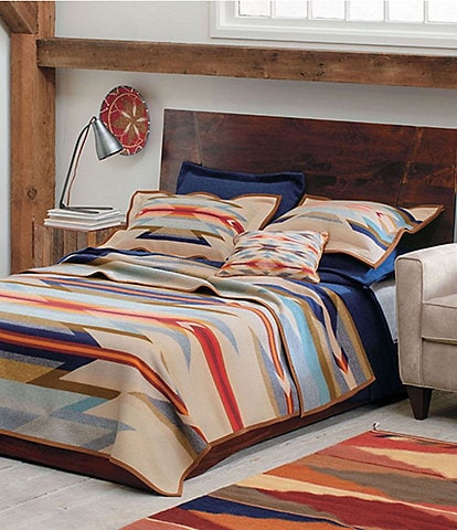 Pendleton Wyeth Trail Jacquard Southwestern Geometric Pattern Bed Blanket
