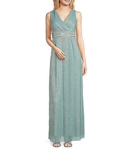 Women's Petite Dresses & Gowns | Dillard's