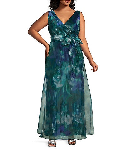 R & M Richards Plus Size Floral V-Neck Sleeveless Organza A-Line Gown