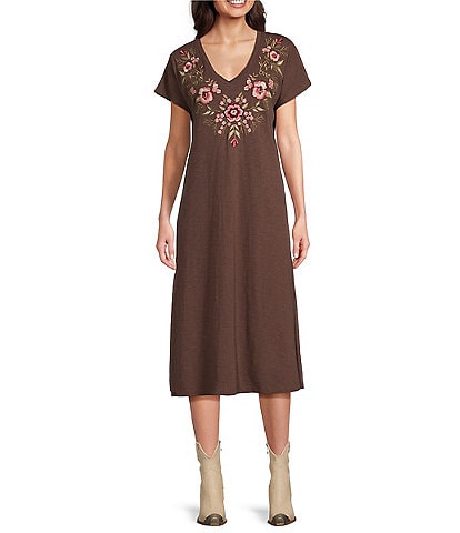Reba V-Neck Short Sleeve Floral Embroidered Knit Shift Midi Dress