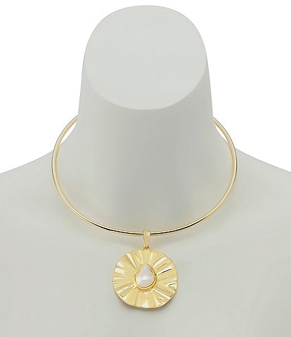 Robert Lee Morris Soho Textured Coin Pearl Pendant Sculpted Collar Necklace