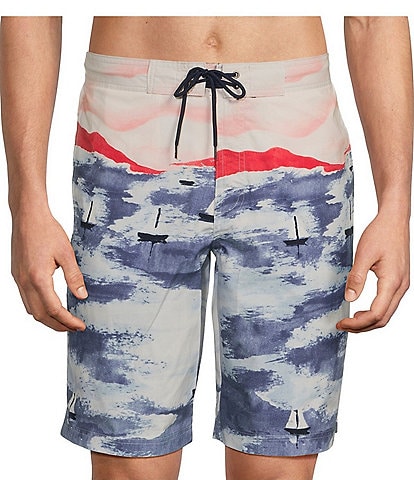 Roundtree & Yorke Sailboat Scenic 10" Swim Trunks