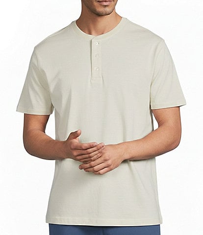 Roundtree & Yorke Short Sleeve Solid Henley Shirt