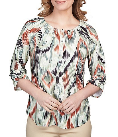 Ruby Rd. Petite Size Ikat Print Knit Crew Neck 3/4 Ruched Raglan Sleeve Half-Button Front Top