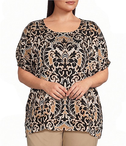 Ruby Rd. Plus Size Coordinating Textured Woven Modern Damask Scoop Neck Short Sleeve Top