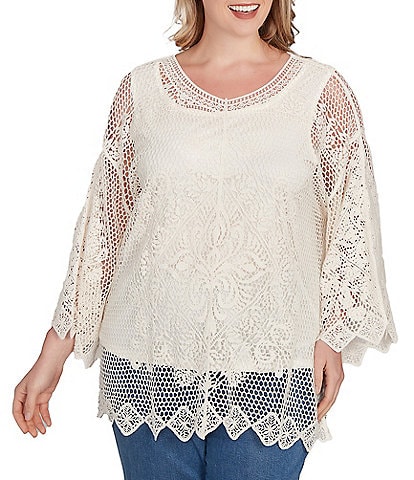Ruby Rd. Plus Size Crochet Medallion Floral Pattern Scoop Neck 3/4 Wide Flared Sleeve Top
