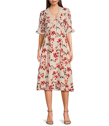 Sam Edelman Dasie Lace Detailed Floral Print V-Neck Short Sleeve Midi Dress