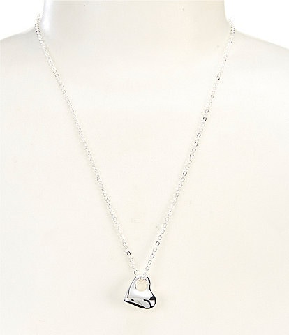 Simplicity Delicate Chain Polished Heart Short Pendant Necklace