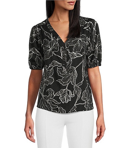 Slim Factor By Investments Julia Black/White Floral Stencil Print V-Neck Short Sleeve Top