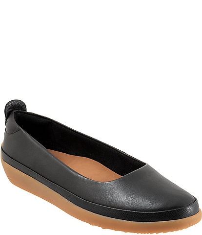 SoftWalk Disa Leather Slip Ons