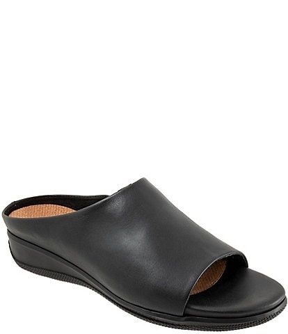 SoftWalk Turner Leather Slide Sandals
