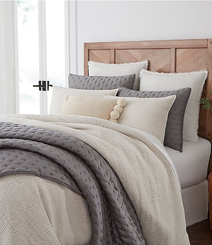 Southern Living Simplicity Collection Jana Textured Matelasse Stripe Comforter
