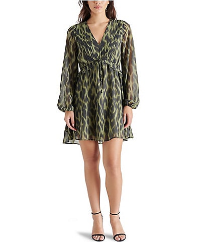 Steve Madden Rami Chiffon Leopard Print V Neck Long Sleeve Dress