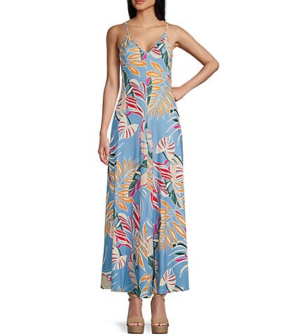 Stilletto's V-Neck Center Seam Tropical Knit Maxi Dress
