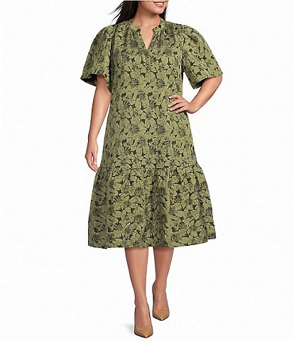 Sugarlips Plus Size Short Sleeve Floral Jacquard Midi Dress