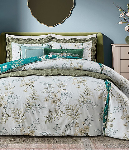 Ted Baker London Peek-A-Boo Botanical Print Reversible Mini Comforter Set
