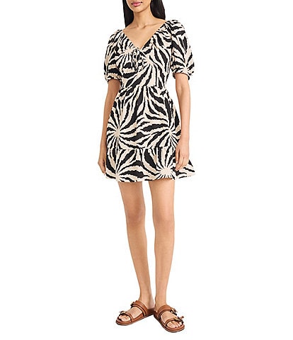 The Good Journey V-Neck Short Puff Sleeve Crepe De Chine Abstract Animal Tiered Fit & Flare Dress