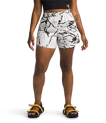 The North Face Women Classic Pathfinder Coyote Print Drawcord Waist Slant Pocket Pull-On Shorts