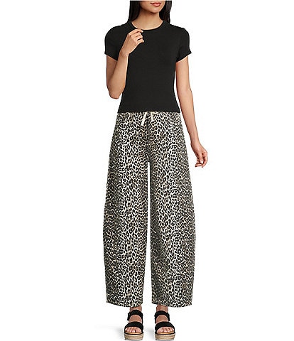 Tractr Tractr Blu Mid Rise Easy Fit Leopard Print Jeans
