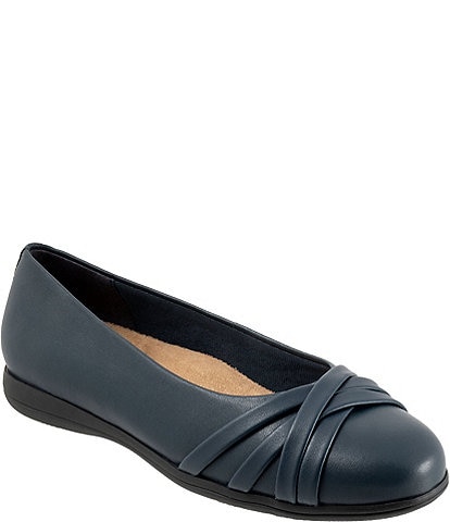 Trotters Daphne Leather Flats