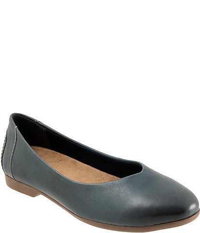 Trotters Iris Leather Ballet Flats