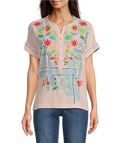 Tru Luxe Jeans Floral Embroidered Short Sleeve Henley Top