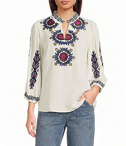 Tru Luxe Jeans Linen Split Stand Collar 3/4 Sleeve Embroidered Top