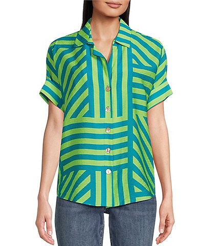 Tru Luxe Jeans Textured Crinkle Abstract Striped Print Collared Short Sleeve Button-Front Camp Shirt