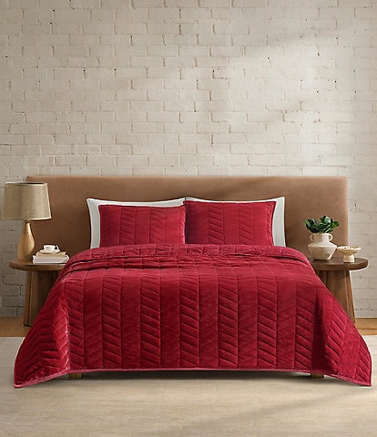 UGG® Coco Quilt Mini Set