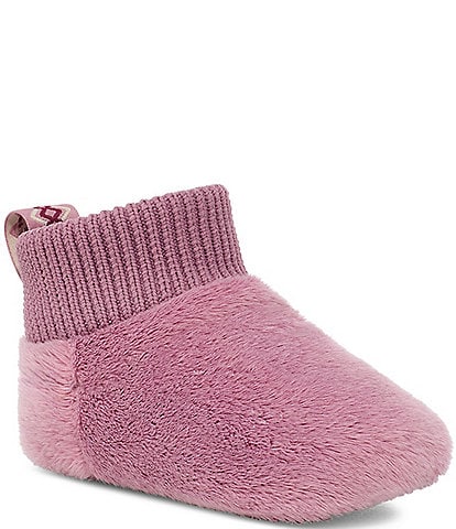 UGG Girls' Baby Nesti Bootie Washable Crib Shoes (Infant)