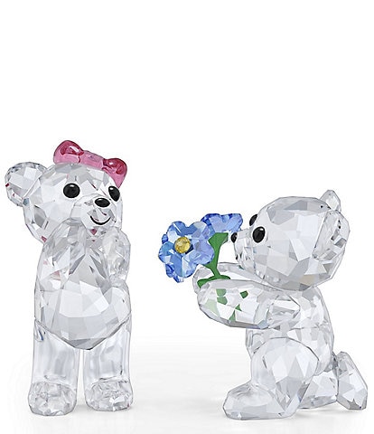 Swarovski Crystal Kris Bear Holiday Annual Edition 2026 Figurine