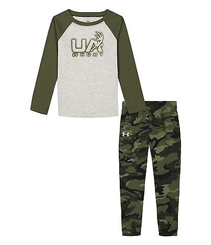 Under Armour Little Boys 2T-7 Raglan Sleeve Hunt Color Block Knit T-Shirt & Camouflage-Printed Fleece Jogger Pant Set