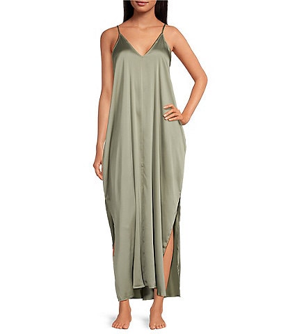 Shop Solid Sleeveless Sleep Dress with V-neck and Lace Detail Online
