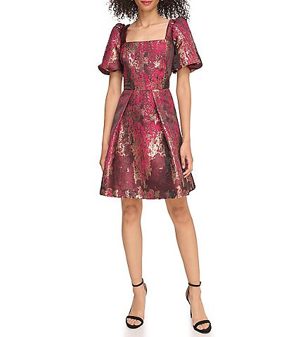Vince Camuto Metallic Jacquard Printed Short Puffed Sleeve Square Neck A-Line Dress
