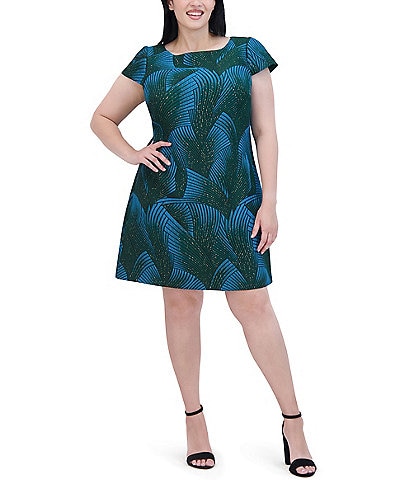 Vince Camuto Plus Size Metallic Quilted Geometric Jacquard Boat Neck Cap Sleeve Mini Shift Dress