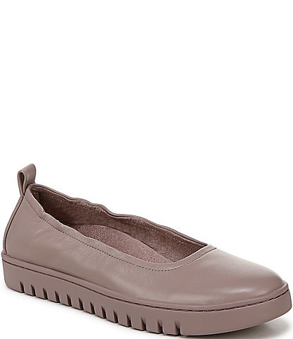 Vionic Uptown Packable Leather Ballet Slip Ons